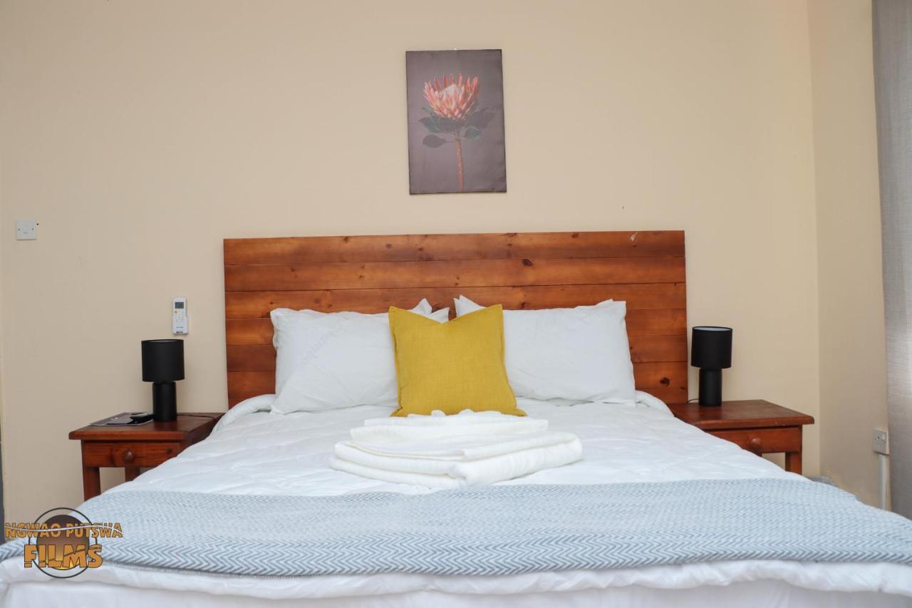 The Hill Bed And Breakfast Francistown Buitenkant foto